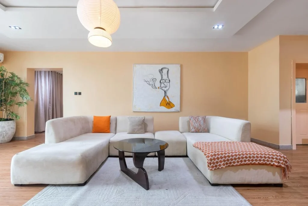 serviced apartments vs hotels in victoria island, lagos